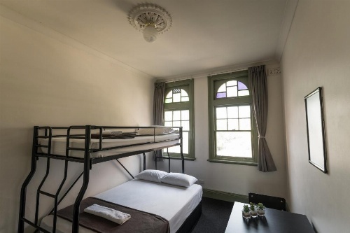 Sydney Central Inn image 11